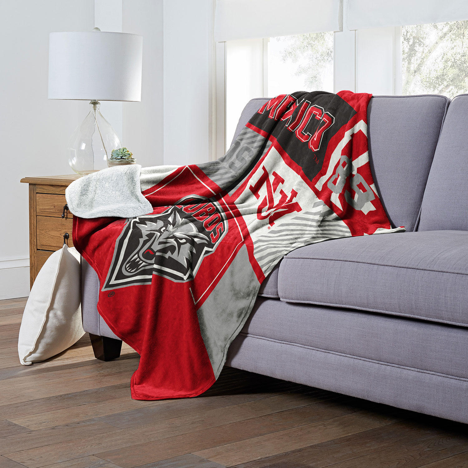 Officially Licensed Ncaa Cloud Throw Blanket With Sherpa Back, 60" X 70" - New Mexico Lobos