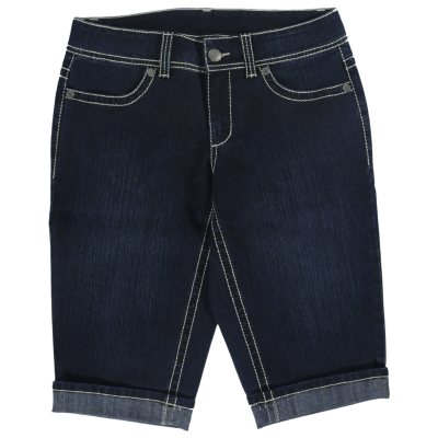 Brady Short - Water