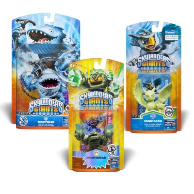 Skylanders Giants Character Bundle with 1 Giant, 1 Light Core, and 1 Single