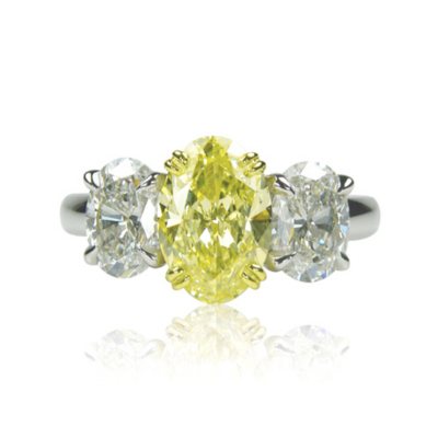 1.80 CT. T.W. Oval-shaped Fancy Yellow 3-Stone Diamond Ring in Platinum (FY, VS1)