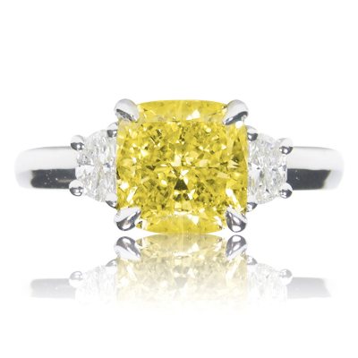 1.82 CT. T.W. Cushion-cut Fancy Yellow 3-Stone Diamond Ring in Platinum (FY, VS1)