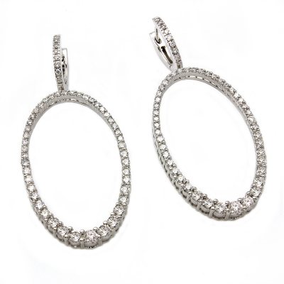 1.50 CT. T.W. Diamond Graduated Oval Hoop Earrings in 14K White Gold (I, I1)