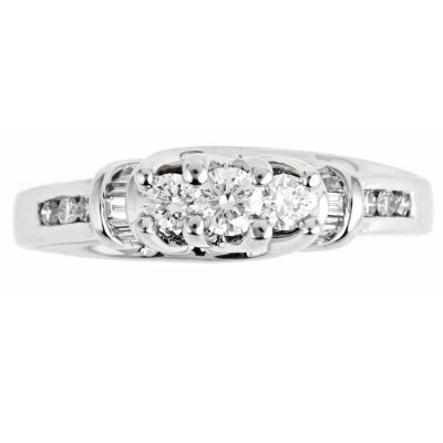 .50 ct. t.w. Regal 3-Stone Diamond Bridal Ring (I, SI2)