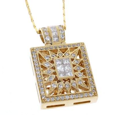 .84 ct. t.w. Diamond Pendant (H-I, SI2-I1)