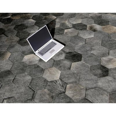 Handcrafted Cowhide 6' x 9' Area Rug, Grey