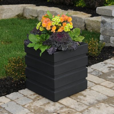 Freeport Planter - 18" x 18"