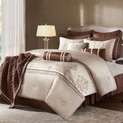 Brussels 12-piece Comforter Set With Coverlet - King