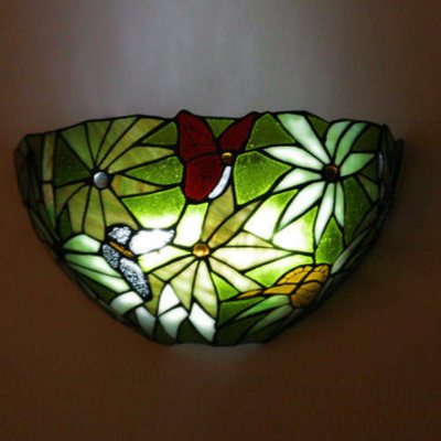 Stained Glass LED Sconce w/ Remote - Rainforest