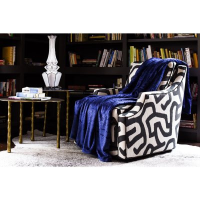 UPC 801418189543 product image for Fraiche Maison Hot Pressed Velvet Plush King Blanket - Patriot Blue | upcitemdb.com