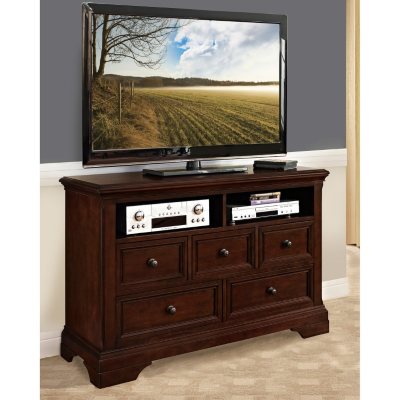 Pennsylvania House Savannah Entertainment Dresser (52 x 18 x 33)