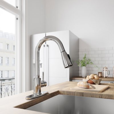 VIGO Weston Chrome Pull-Down Spray Kitchen Faucet with Deck Plate 