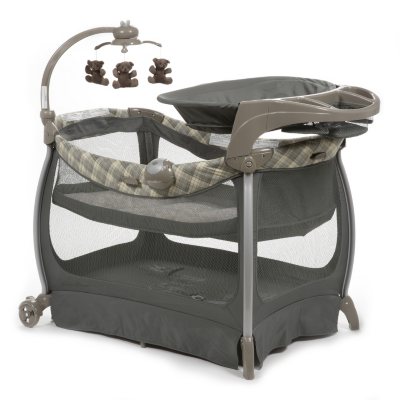 Eddie Bauer Complete Care Play Yard, Vanderbilt