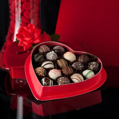 Candy House Valentine Heart Truffle Assortment 8 oz