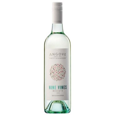 +ANGOVE NINE VINES MOSCATO 750ML