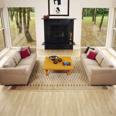 Traditional Living®  Premium Laminate – Northern Maple; 10mm thick – 36 pk.