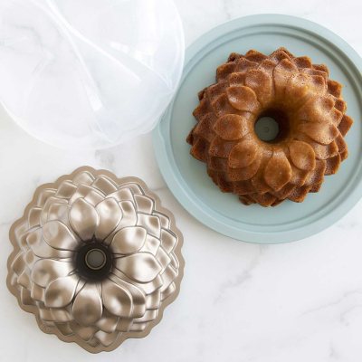 Mini Bundt Paper Baking Pan