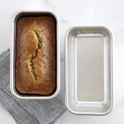 First time baking a loaf cake in my new Nordic Ware pan : r/Baking