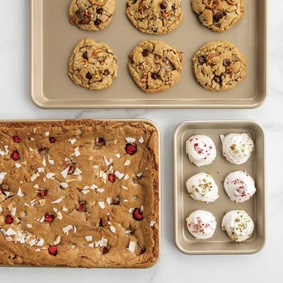 Nordic Ware Silver 3-Piece Nonstick Baking Sheet Set, 1/2-Sheet, Jelly Roll, 1/8- Sheet (Assorted Colors) - Sam's Club