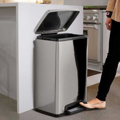 Tramontina 13-Gallon Step Trash Can, Assorted Colors - Sam's Club