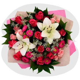 Member's Mark Premium Rose Plus Bouquet, Assorted, Color and variety may vary