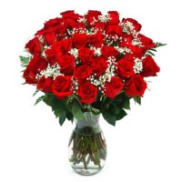 Classic Red Rose Bouquet (Choose with or without vase)