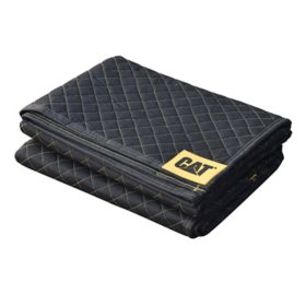 Cat®  72 X 60 Inch Non-Woven Utility Blanket 