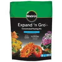 Miracle-Gro Expand 'N Gro Concentrated Planting Mix .67 CF
