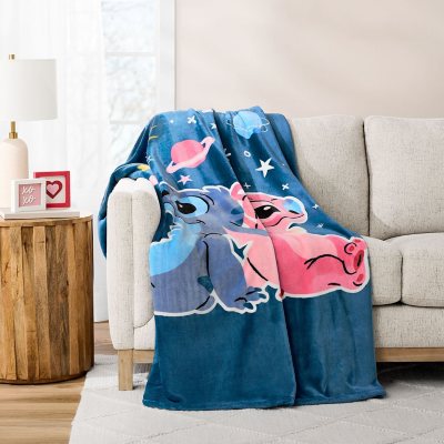 Member's Mark 3-Piece Plush Comforter Set, Assorted Colors and Styles - Sam's Club