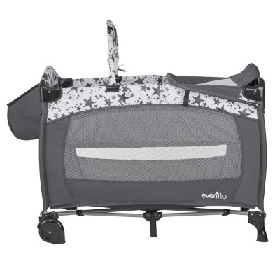 evenflo babysuite deluxe portable playard