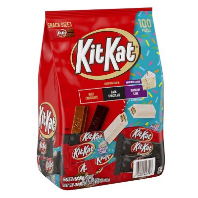 KIT KAT Snack Size Assortment Bag with KIT KAT Milk Chocolate, KIT KAT Dark  Chocolate, KIT KAT Birthday Cake (49 oz.) - Sam's Club