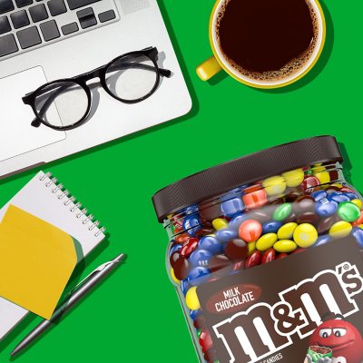  M&M's Milk Chocolate Patriotic Mix (62 oz.) : Grocery & Gourmet  Food