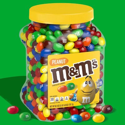 M&M's Holiday Mix Candy Bulk Jar, Peanut Chocolate Candy, 62-Ounce – BUYWAY