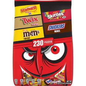 M&M's, Snickers, Skittles, Starburst & Twix Bulk Halloween Candy (230 ct.)