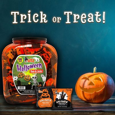 Utz Halloween Shaped Pretzel Treat Barrel (66 ct.)