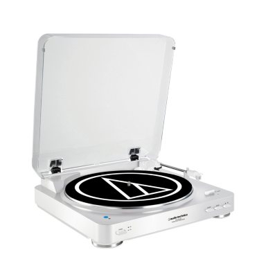 Audio-Technica AT-LP60 Fully Automatic Belt Driven Turntable - Silver : AUDIO  TECHNICA AT-LP60 TURNTABLE: : Electronics