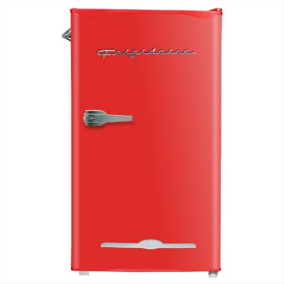 Frigidaire 2.5-cu ft Mini Fridge Freezer Compartment (Black) at