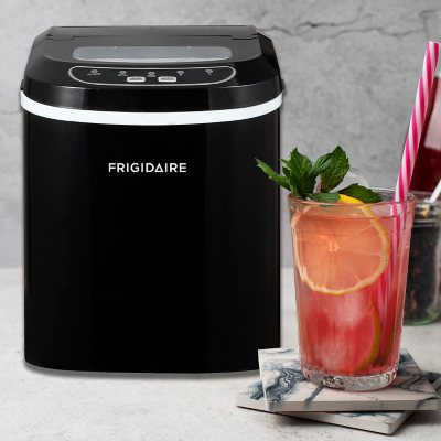 Frigidaire, 26 Lbs Portable Compact Icemaker, Ice Making Machine, Black,  White, Medium