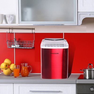 Frigidaire Red Stainless Steel 26lb Ice Maker - Sam's Club