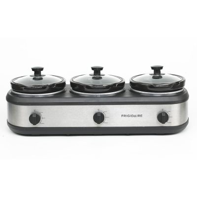 Frigidaire Stainless Steel Triple Slow Cooker (3 x 2.5 Quarts