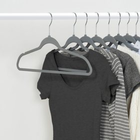 Honey-Can-Do 50-Pack Plastic Non-slip Grip Clothing Hanger (Black) in the  Hangers department at