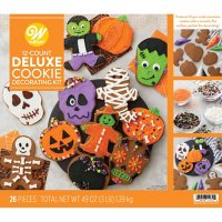 Wilton Deluxe Halloween Cookie Decorating Kit (12 ct.)