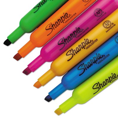 Sharpie SmearGuard Tank Style Highlighters - Broad Marker Point - Chisel  Marker Point Style - Yellow - Yellow Barrel - Bluebird Office Supplies