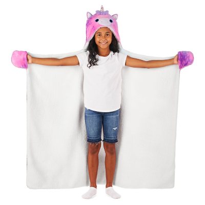 Make It Real - Unicorn Hoodie Blanket Making