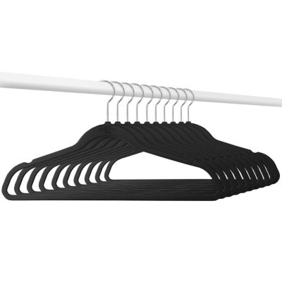 black clothes hangers