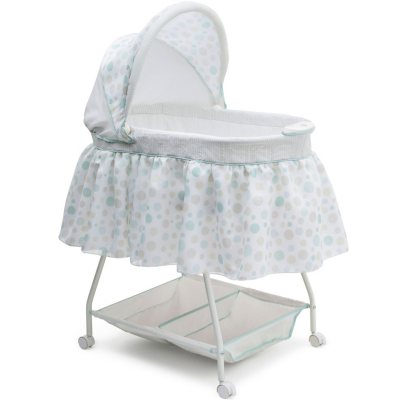 delta bassinet vibrate