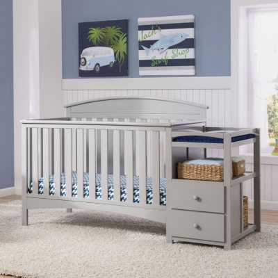 Delta crib cheap and changing table