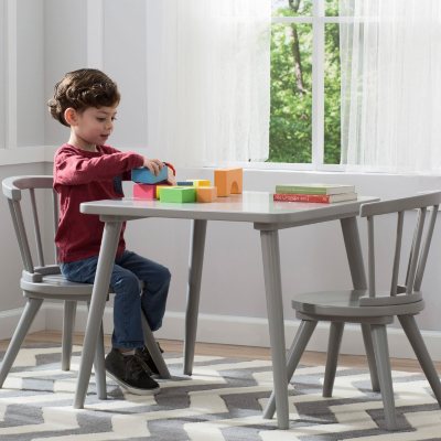 Sam's club childrens shop table and chairs