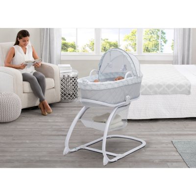 deluxe bassinet