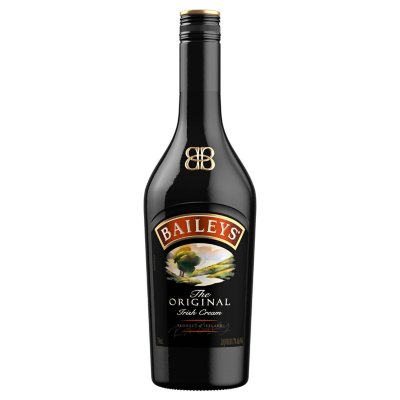 Baileys Original Irish Cream Liqueur, 750 mL Bottle with a Branded Glass  Mug Price & Reviews