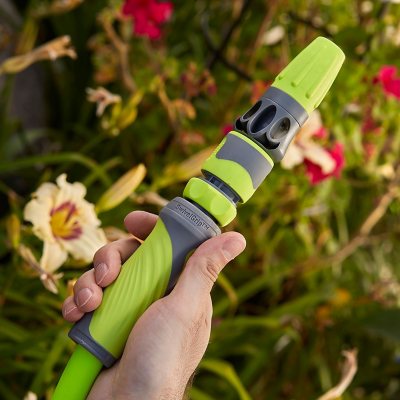 GHT Fittings ZillaGreen Garden Hose with 3/4 in Flexzilla 5/8 in x 100 ft 